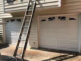 Three Things to Pay Attention to while Maintaining your Door | Garage Door Repair Canyon Country, CA Three Things to Pay Attention to while Maintaining your Door | Garage Door Repair Canyon Country, CA